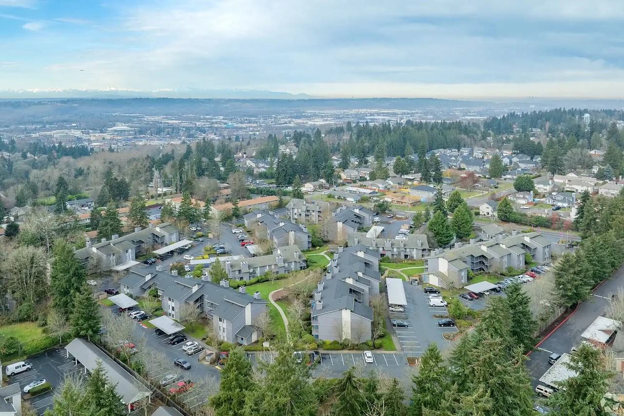 Kentbrook - Photo 4 of 14