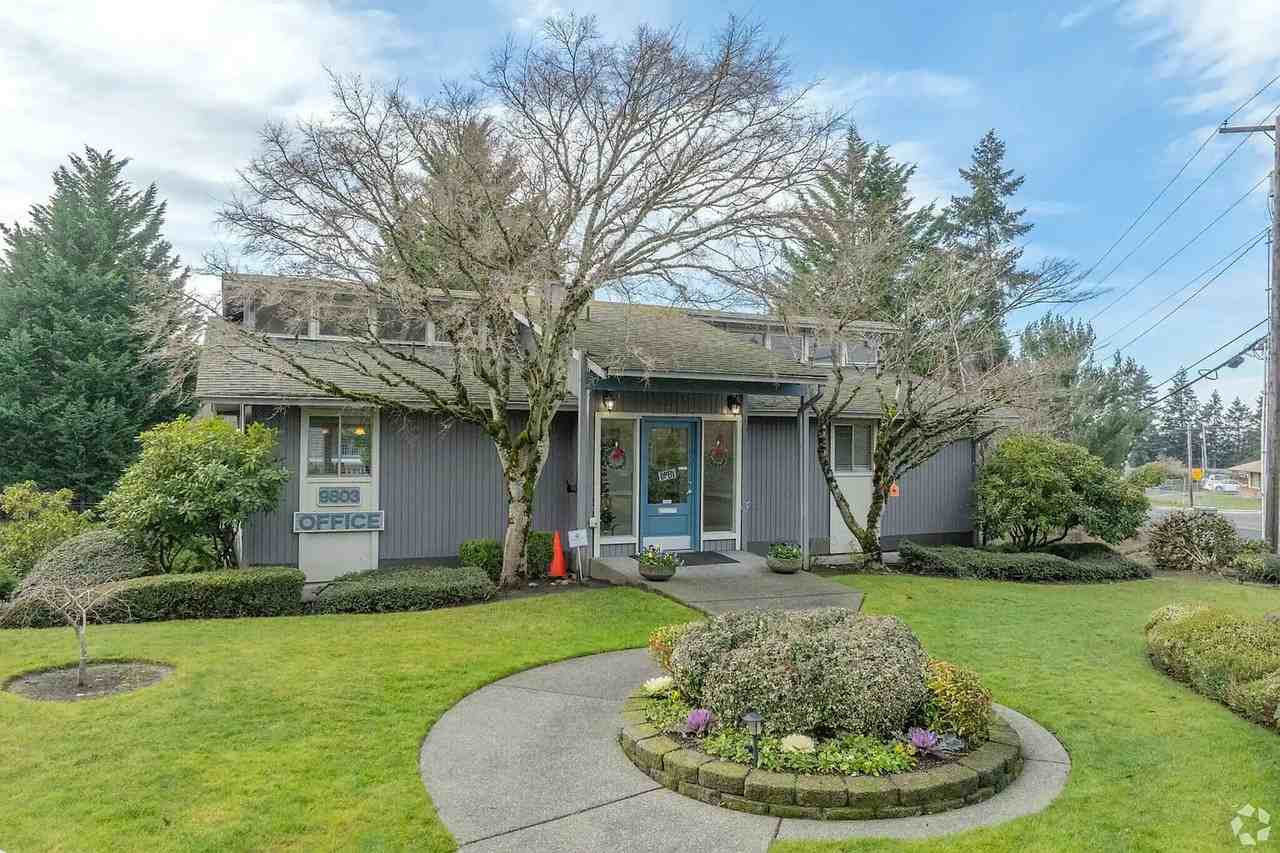 Kentbrook - Photo 2 of 14