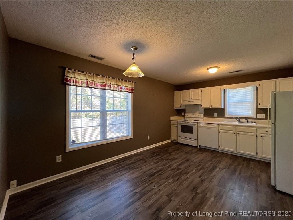 3250 Winesap Rd - Photo 4 of 10