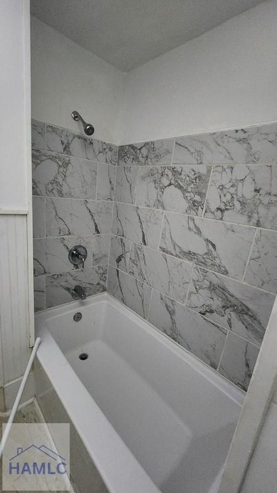 826B E Duffy St - Photo 6 of 6