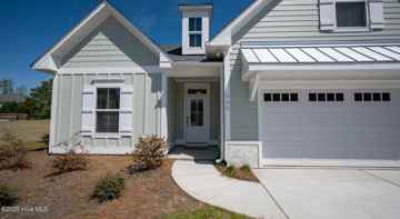 featured image of 115 Beaumont Oaks Dr #TH1