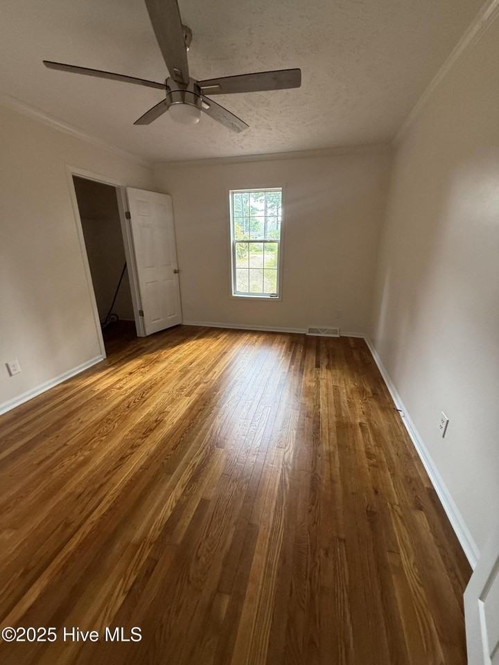 205 Piver Rd - Photo 4 of 8