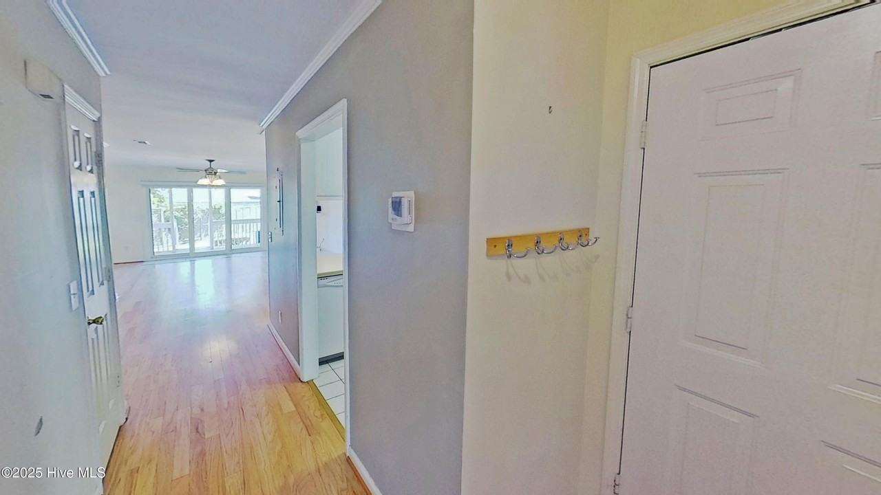 3998 Echo Farms Blvd - Photo 3 of 29