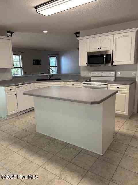 10 Wildwood Ln - Photo 5 of 18