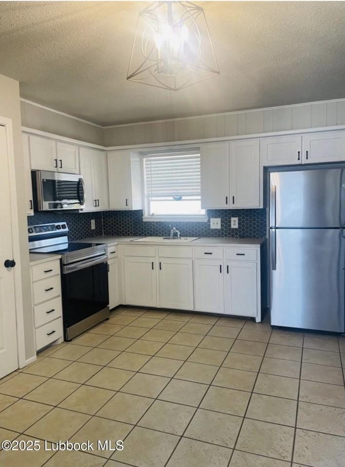 3420 Bangor Drive - Photo 3 of 11