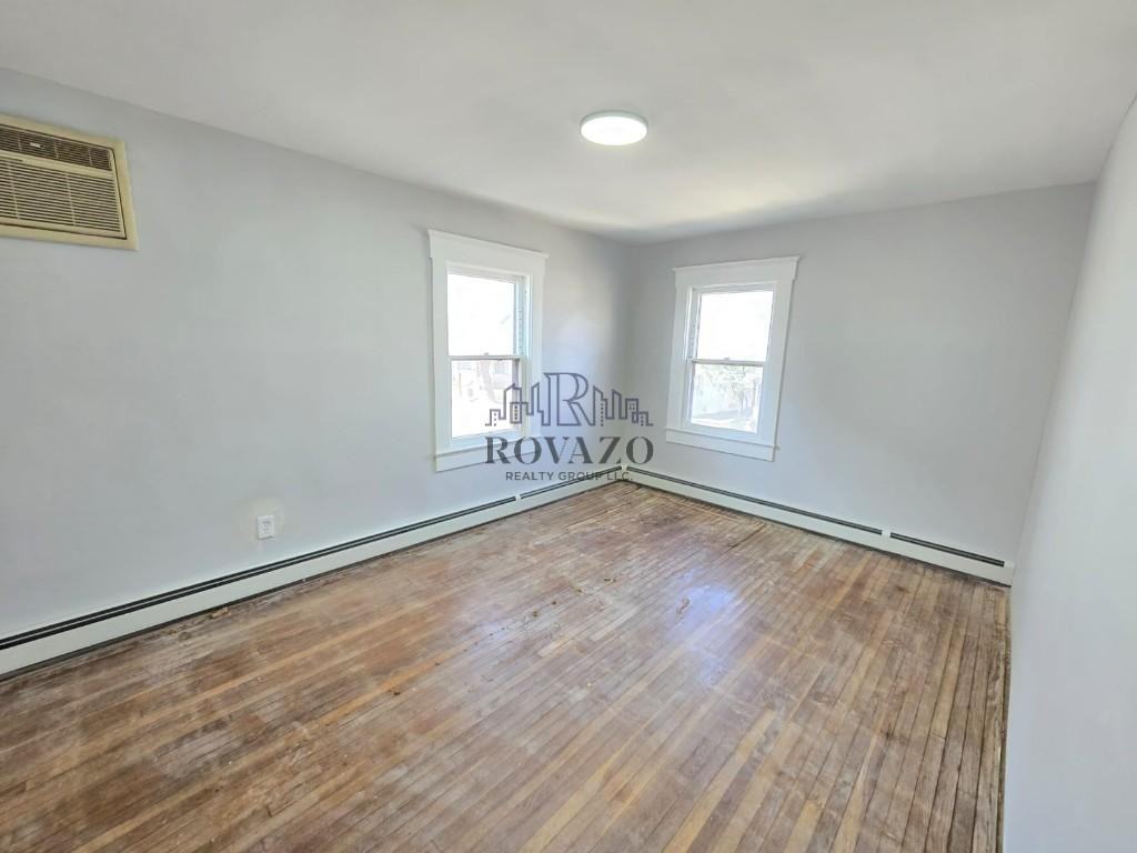 1549 Morris Pl - Photo 6 of 8