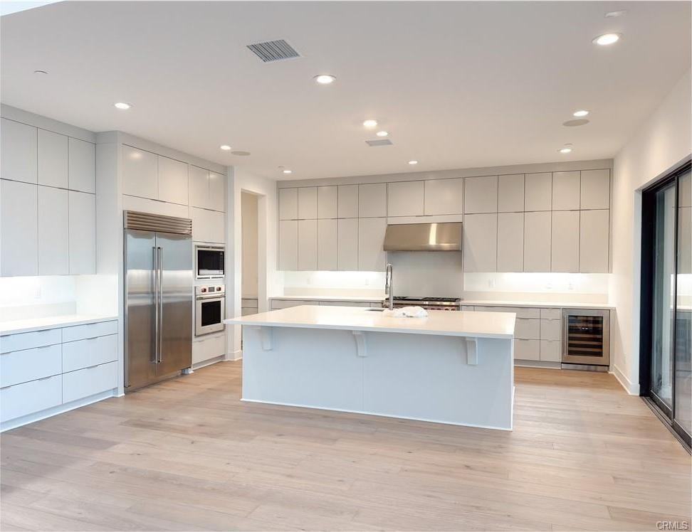 20138 W Marlow Ln - Photo 5 of 8