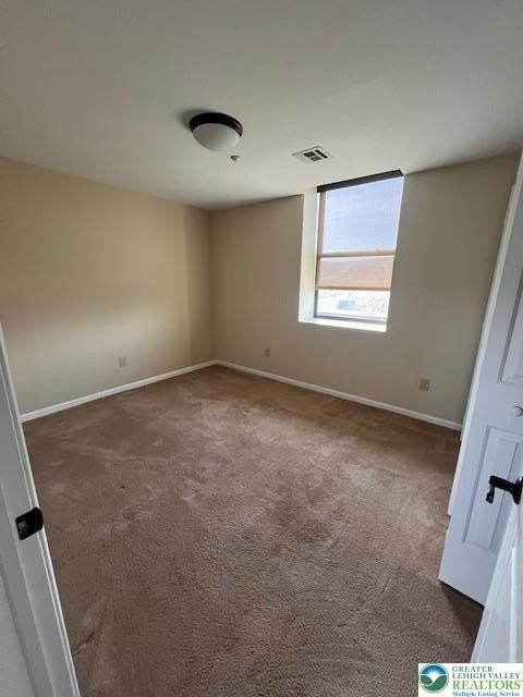 528 N New St #10 - Photo 5 of 7