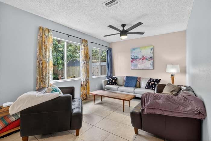 W Wilder Ave - Photo 2 of 11