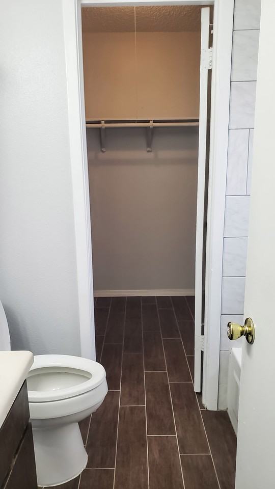 Ravina St - Photo 4 of 38