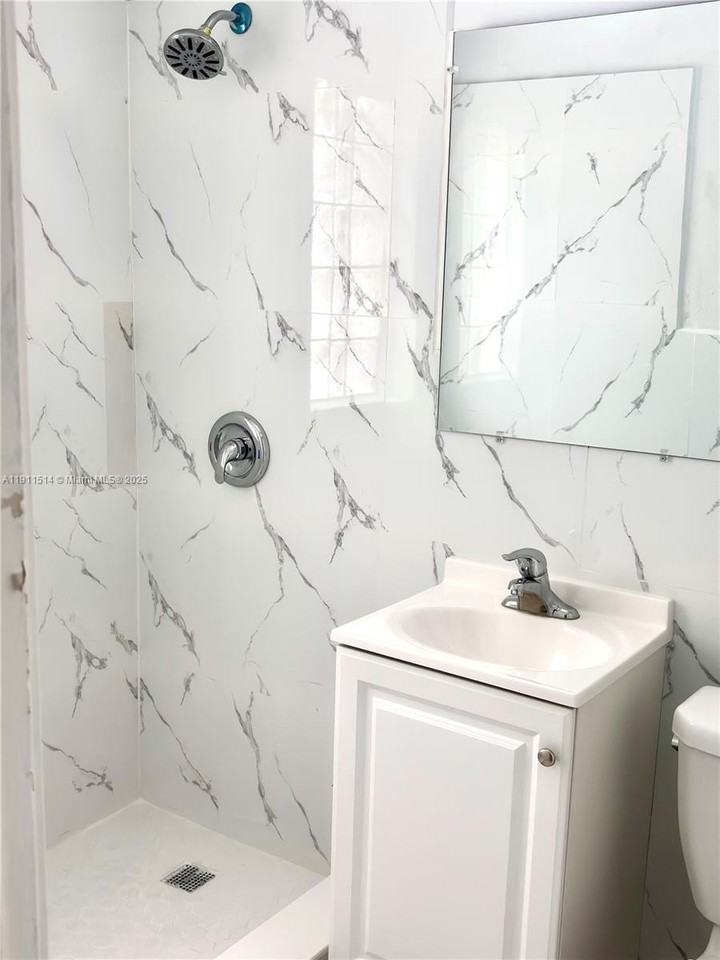 15324 Lincoln Dr - Photo 6 of 11