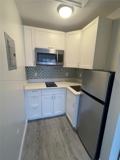 2161 Ne 42nd St #2B - Photo 1 of 1