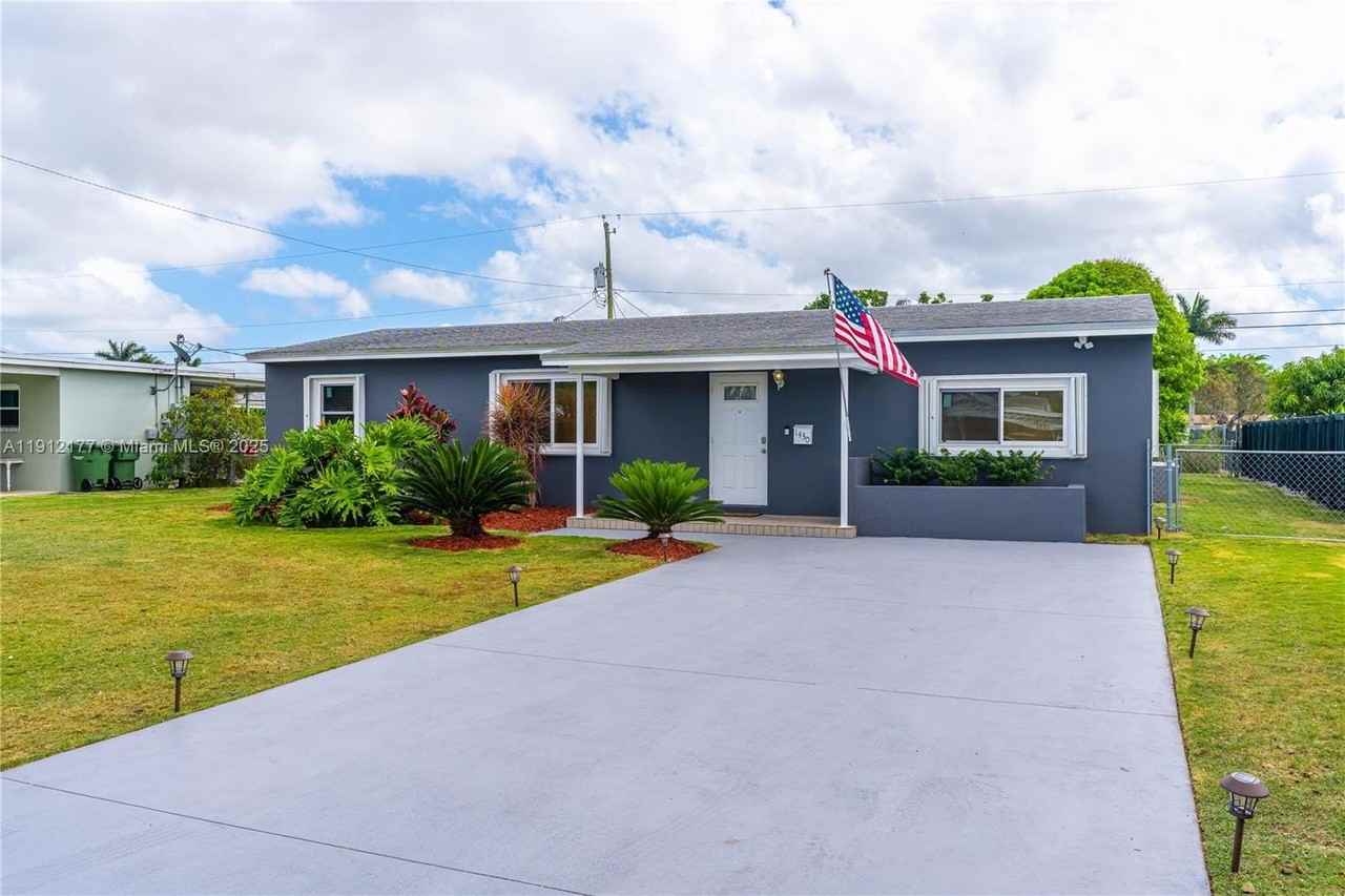 1430 Northeast 11th Street #1430