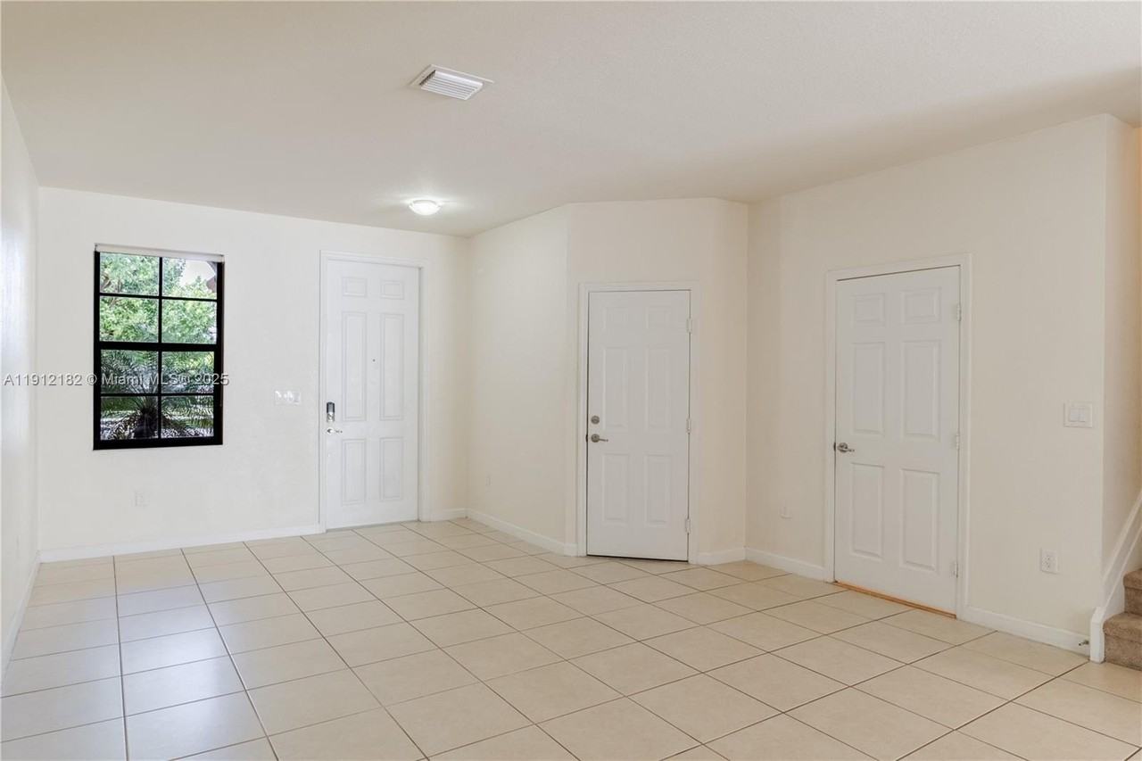 9045 W 33rd Ave #9045 - Photo 5 of 23