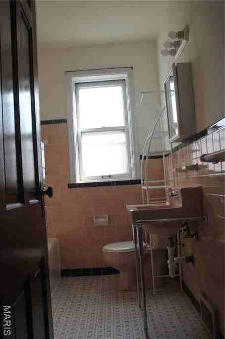 5021 Oleatha Ave #2ndFL - Photo 7 of 13