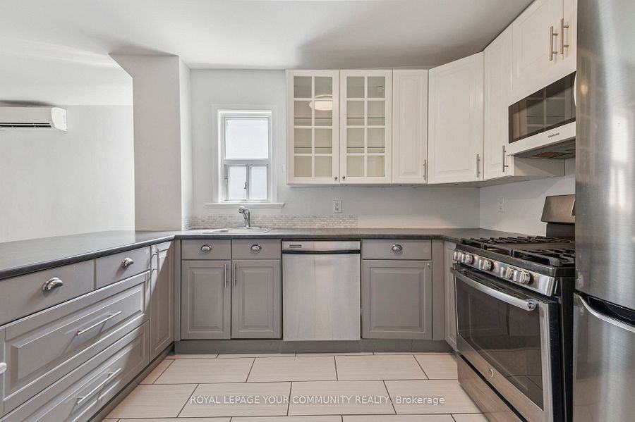 10 Coxwell Avenue #2 - Photo 6 of 25