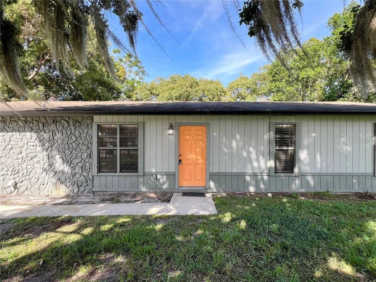 7925 Napoleon St - Photo 7 of 50