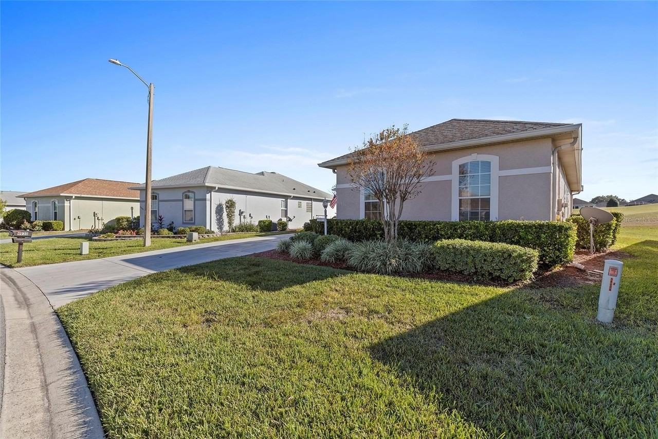 11930 Se 178th St - Photo 3 of 22