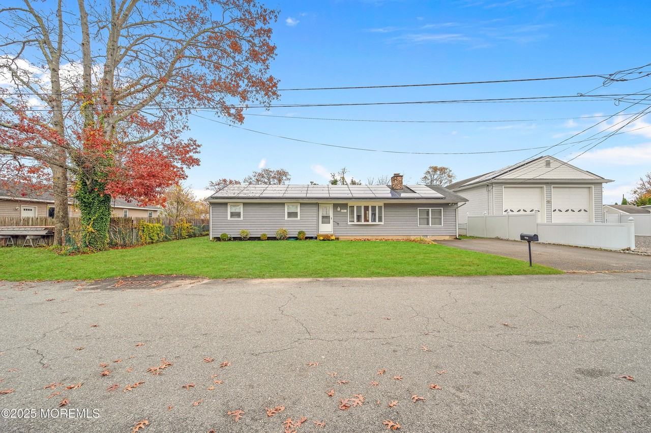 1109 Spar Avenue - Photo 4 of 38