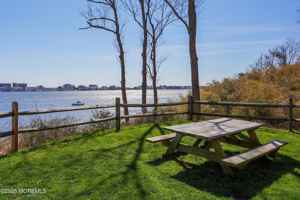 featured image of 200 Portland Rd Apt C-2 #C2