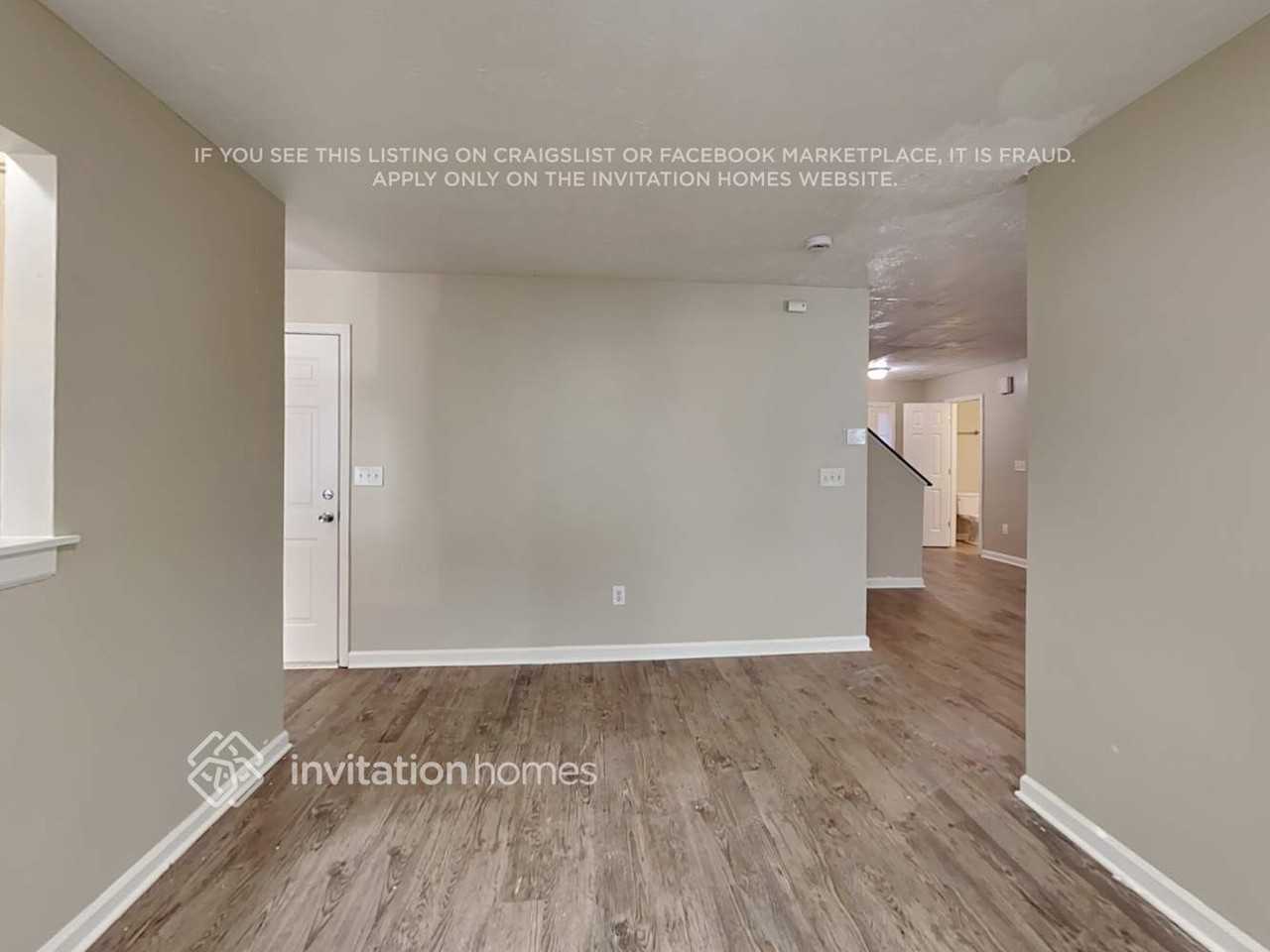 1461 Glynview Circle - Photo 7 of 17