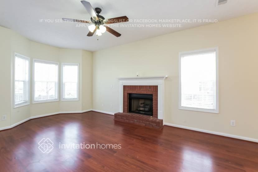 407 Linda Ct - Photo 2 of 16