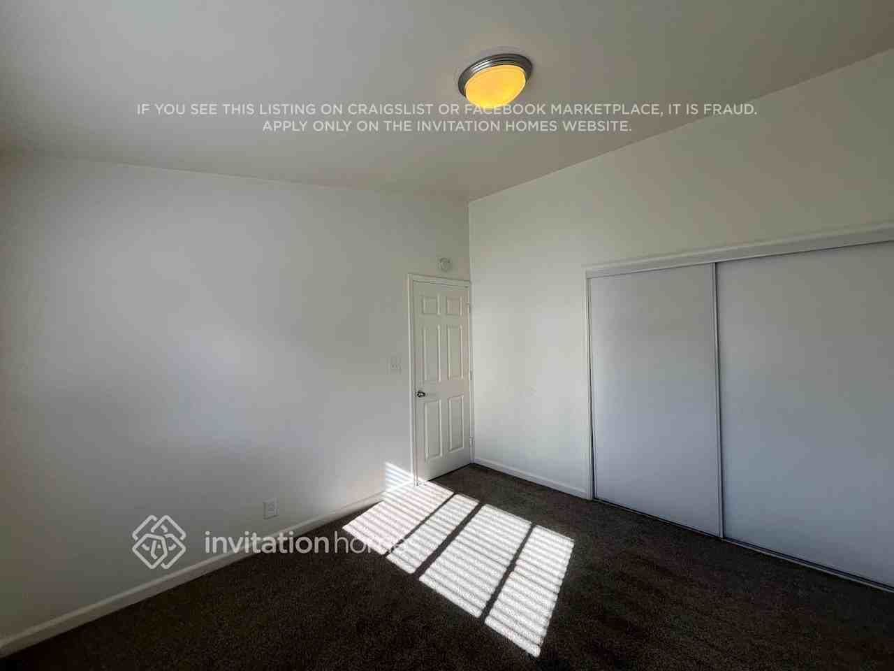 312 Hopkins Dr - Photo 5 of 12