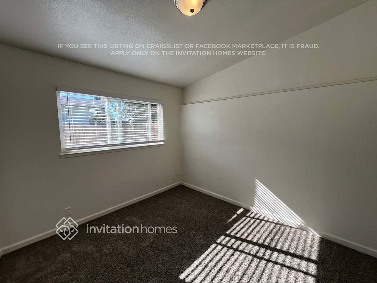 312 Hopkins Dr - Photo 7 of 12