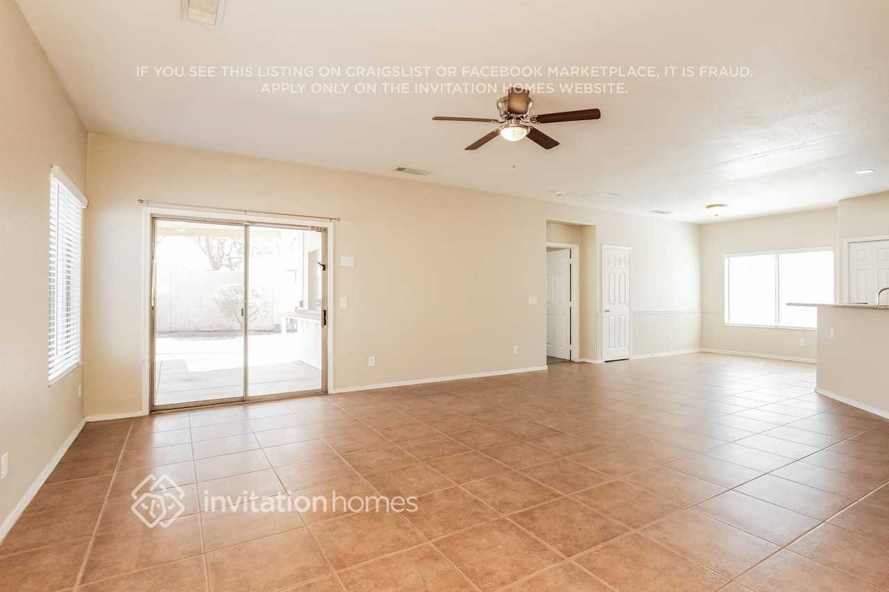 1001 S 4th Ave - Photo 3 of 16