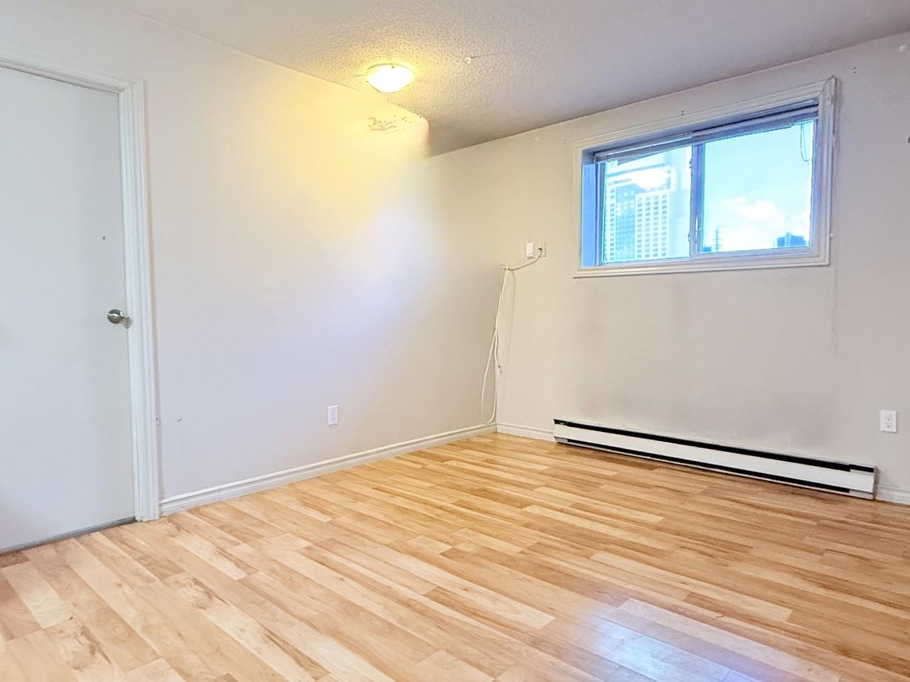 575 Assumption St #1 - Photo 4 of 10