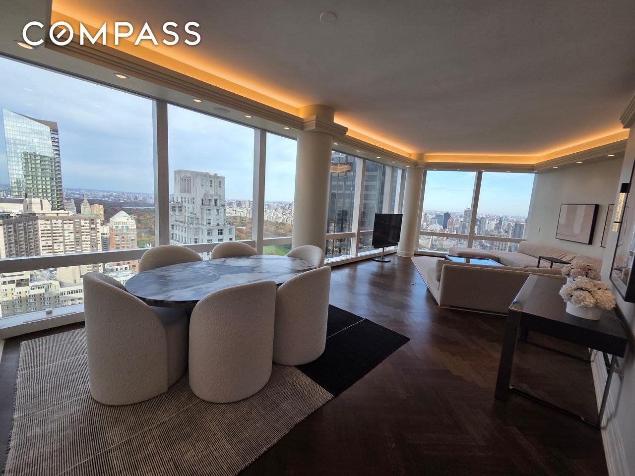 80 Columbus Circle #65B - Photo 4 of 16