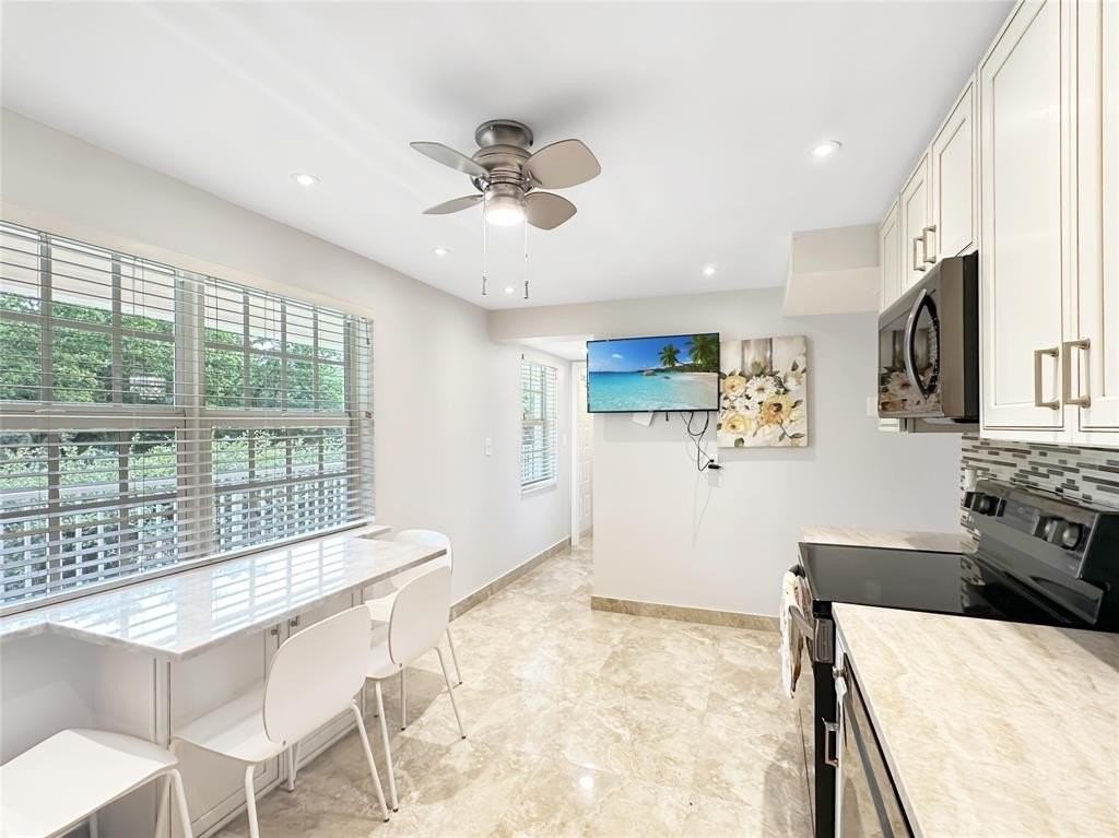 3505 Oaks Way #310 - Photo 4 of 32