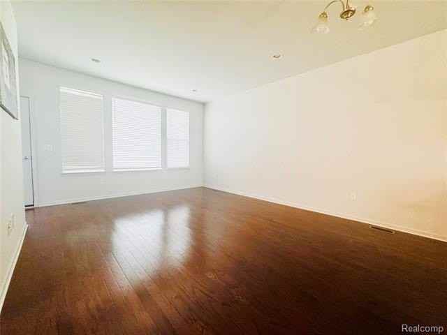 507 Midland Blvd #26 - Photo 3 of 19