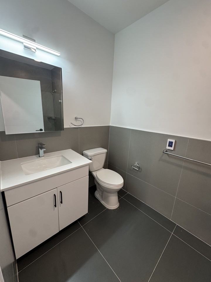 829 Garfield Avenue #207 - Photo 3 of 12