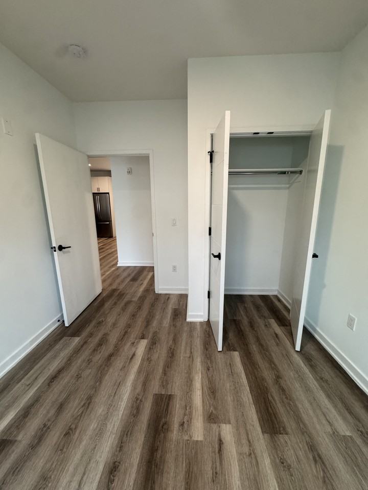 829 Garfield Avenue #207 - Photo 7 of 12