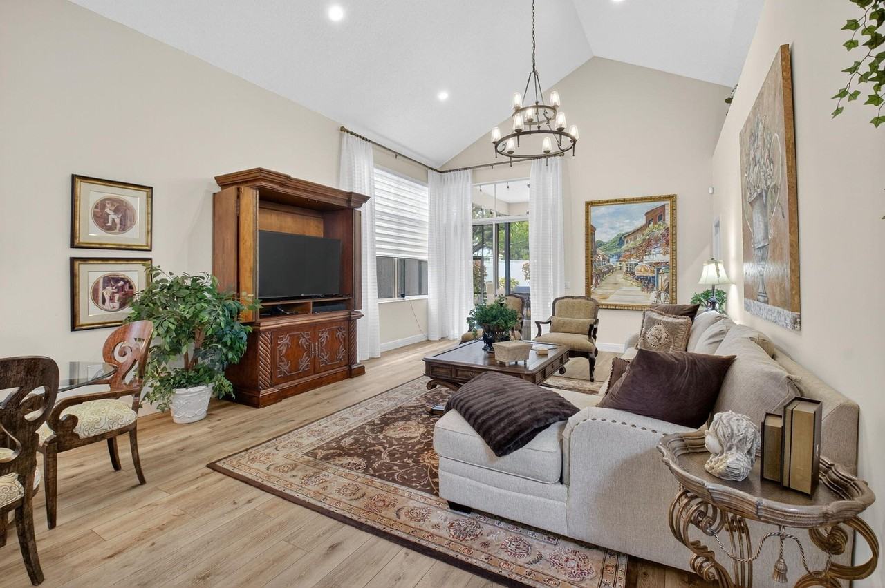 2500 Nw 66th Dr - Photo 5 of 45