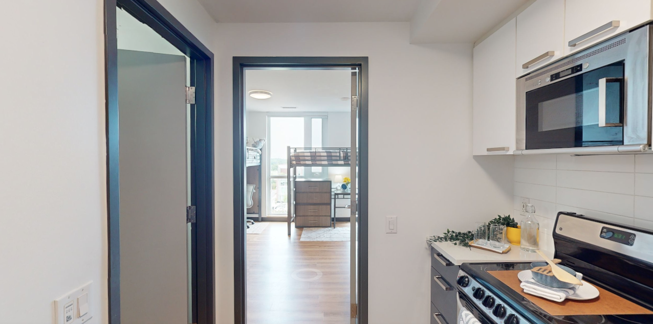 937 Progress Avenue - Photo 3 of 12