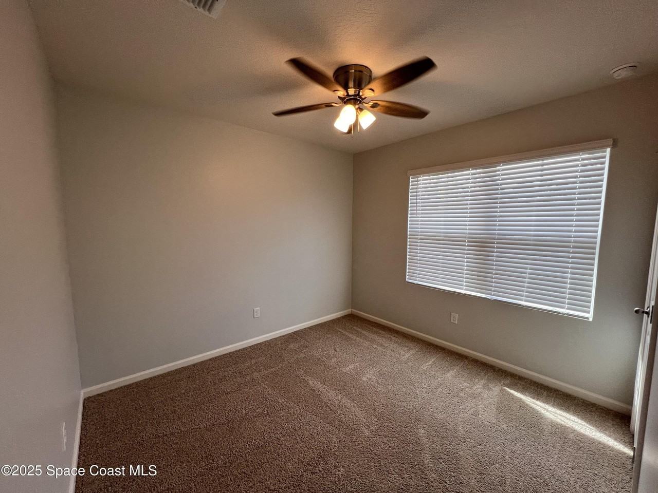 4871 Talbot Blvd - Photo 3 of 25