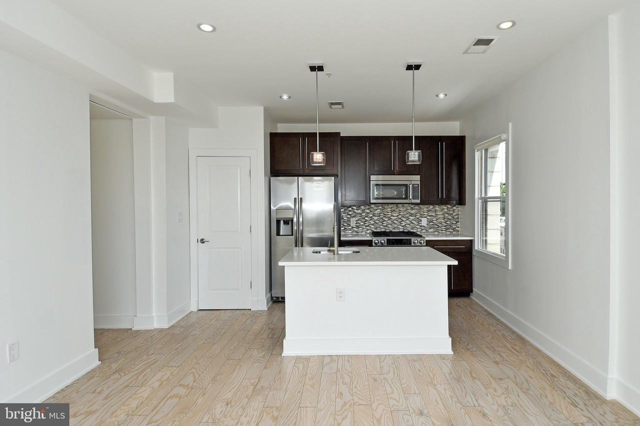 2101 11th St Nw Apt 504 #504 - Photo 7 of 50