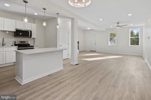 featured image of 112 N Hilton St