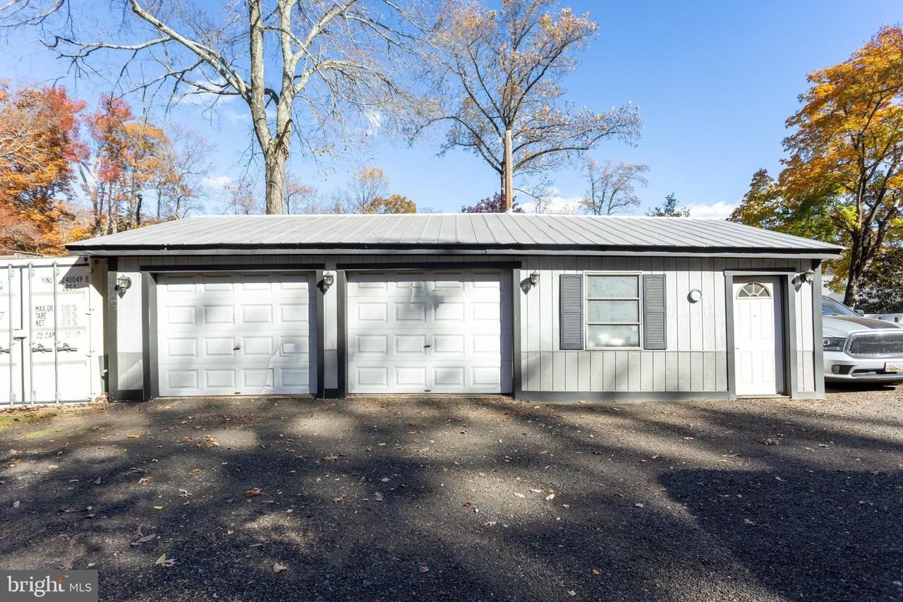 3715 Abingdon Beach Rd - Photo 5 of 40