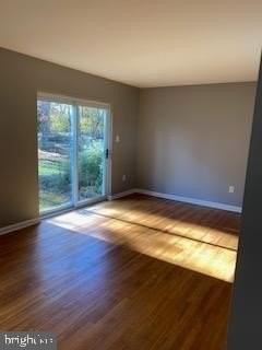 704 Kings Ln - Photo 6 of 19