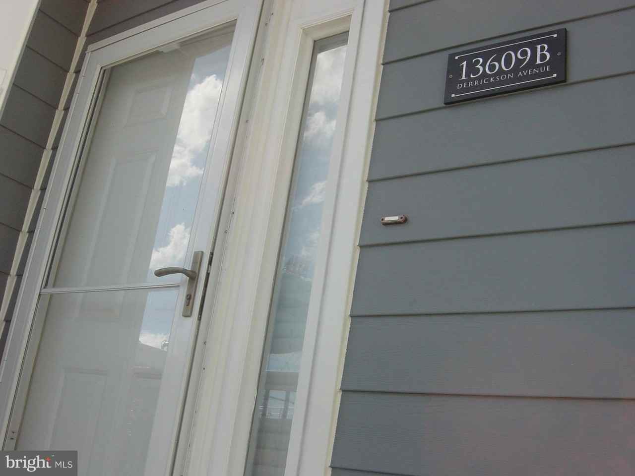 13609 Derrickson Avenue #B - Photo 3 of 47