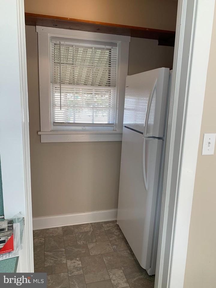 764 Buchanan Trl E - Photo 7 of 24