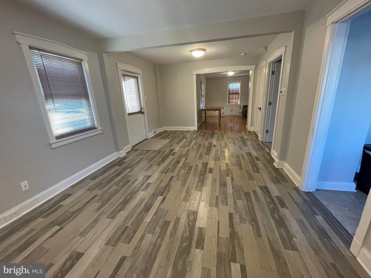 857 Village Rd - Photo 5 of 27