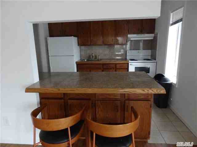 450 Fire Island Ave - Photo 3 of 7