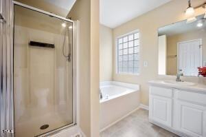 702 Calavaras Ln - Photo 7 of 12