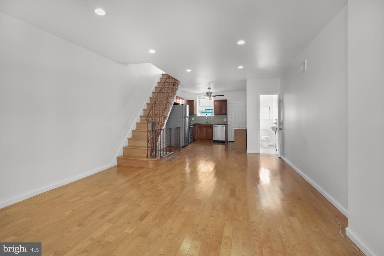 2215 South Hicks Street - Photo 4 of 24