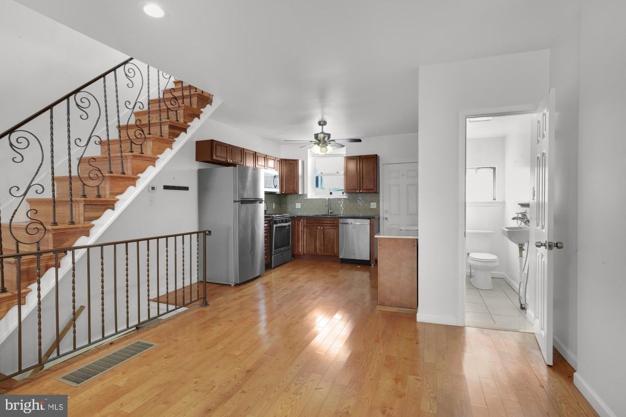 2215 South Hicks Street - Photo 5 of 24