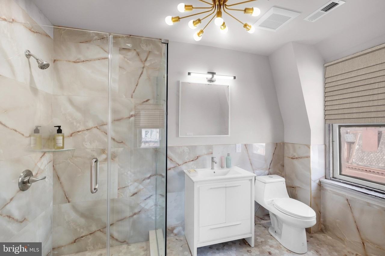 333 South 21st Street #4 - Photo 5 of 15